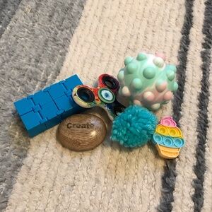 6 piece fidget set